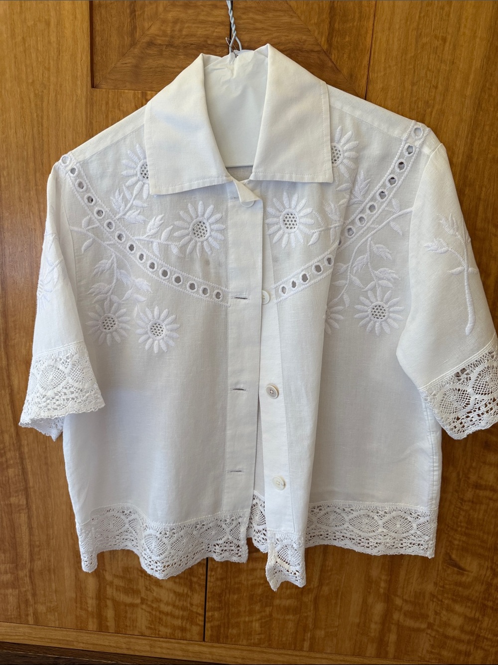 Madewell White Embroidered Eyelet Button-Up Blouse